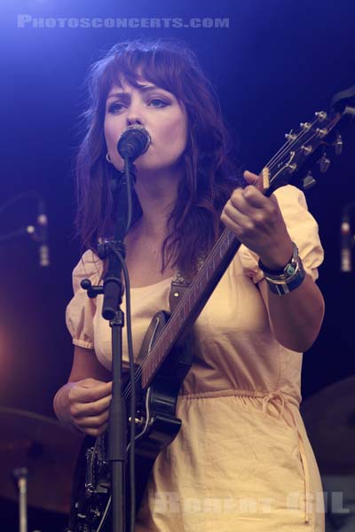 ANGEL OLSEN - 2017-08-20 - SAINT MALO - Fort de St Pere - 